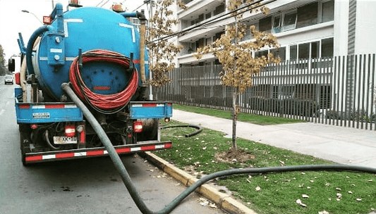 Soluciones Profesionales en Retiro de Sólidos y Limpieza de Fosas - EBSA Mantenciones